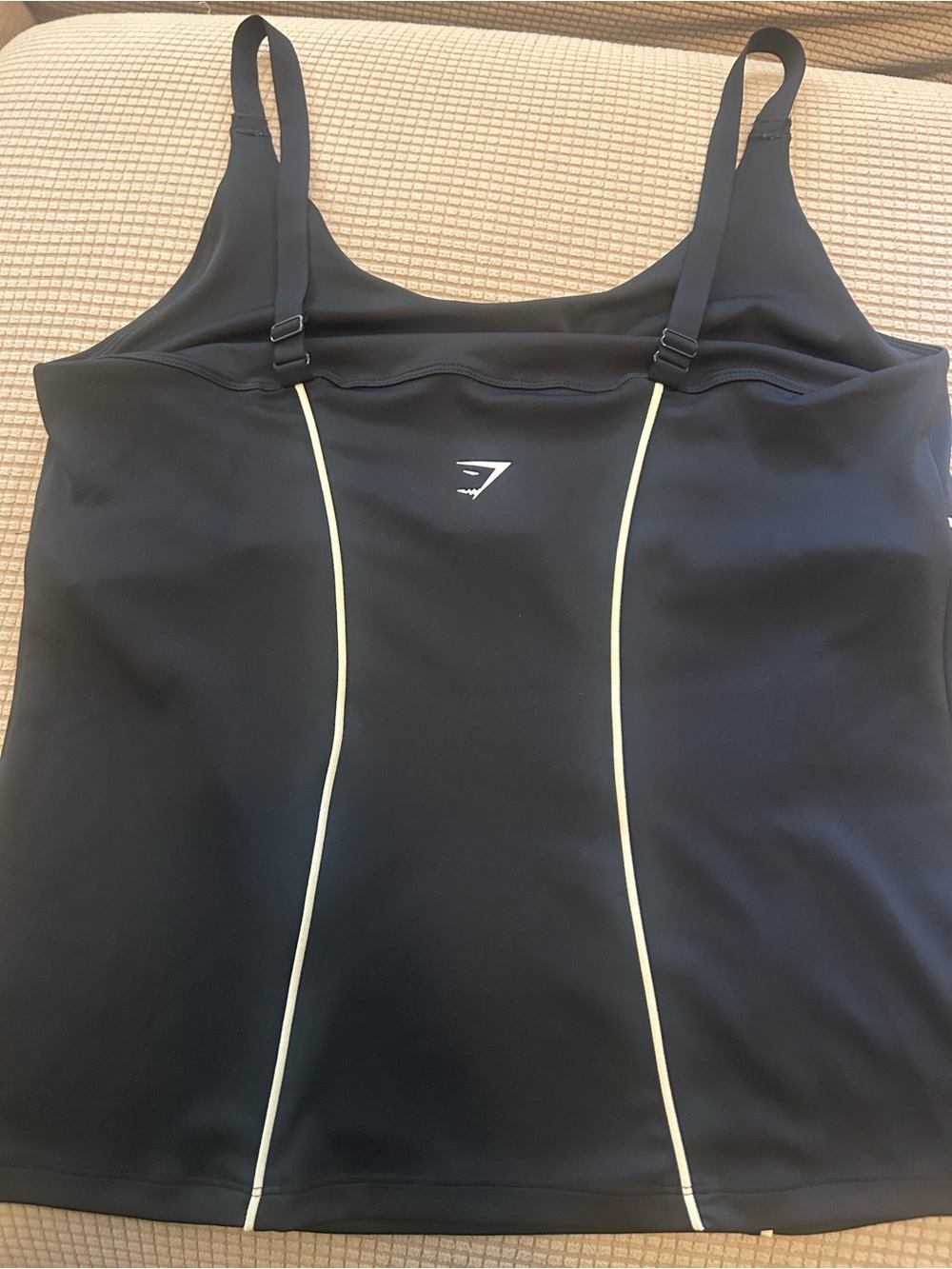 Gymshark Tops (2)